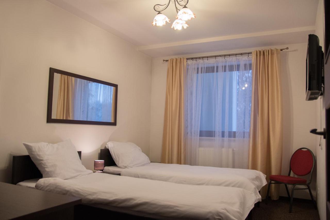 Hotel Hensch วูดช์ ภายนอก รูปภาพ